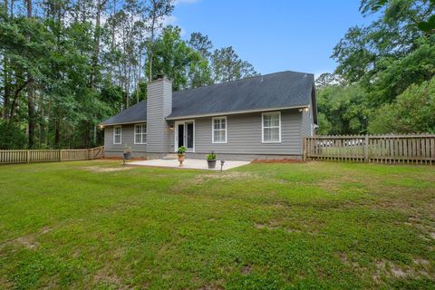 Tiny photo for 2801 GREEN FOREST Lane, Tallahassee, FL 32312 (MLS # 399665)