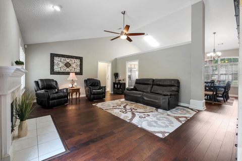 Tiny photo for 2801 GREEN FOREST Lane, Tallahassee, FL 32312 (MLS # 399665)