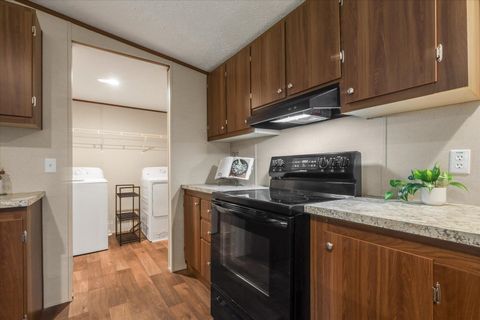 Tiny photo for 8054 Goodwin Dr, Tallahassee, FL 32311 (MLS # 391486)