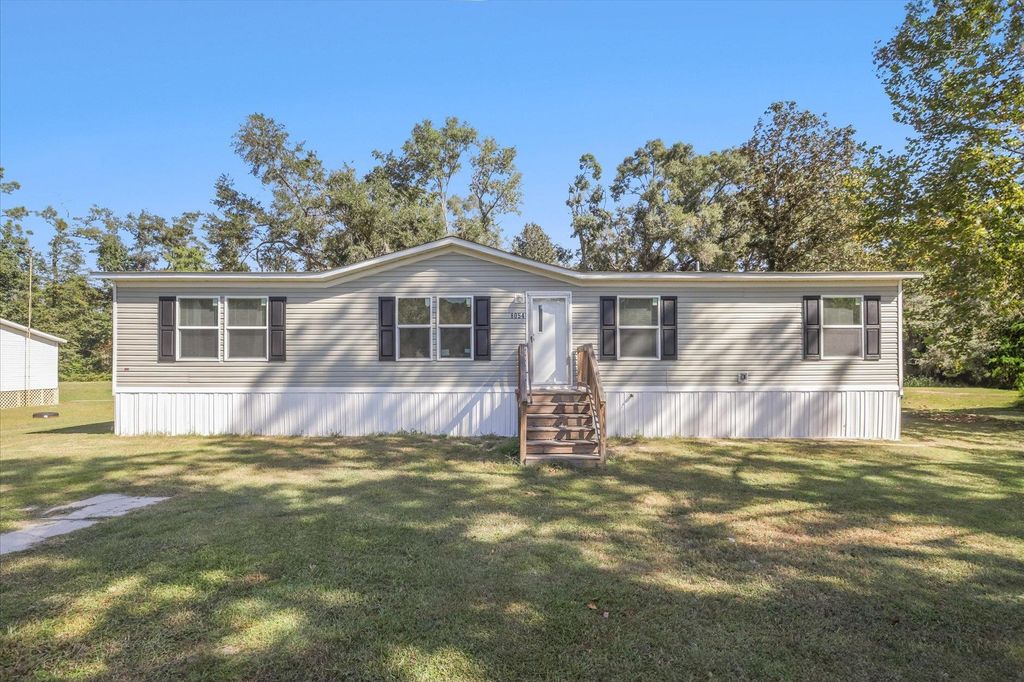 Photo of 8054 Goodwin Dr, Tallahassee, FL 32311 (MLS # 391486)