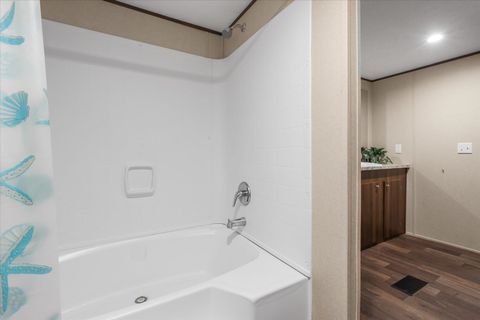 Tiny photo for 8054 Goodwin Dr, Tallahassee, FL 32311 (MLS # 391486)