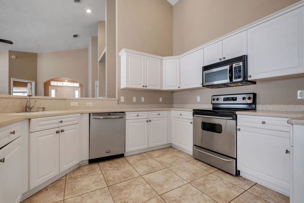 Photo of 1845 Acorn Ridge Trail, Tallahassee, FL 32312 (MLS # 391499)