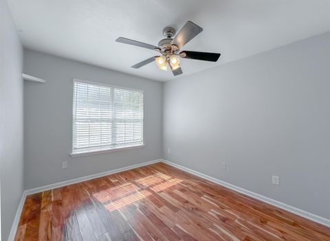 Tiny photo for 481 Stone House Road, Tallahassee, FL 32301 (MLS # 401670)