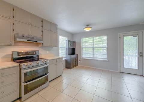 Tiny photo for 481 Stone House Road, Tallahassee, FL 32301 (MLS # 401670)