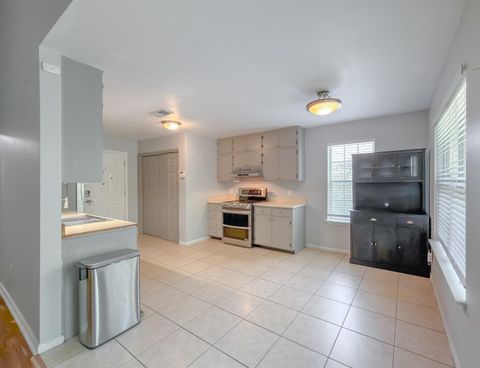 Tiny photo for 481 Stone House Road, Tallahassee, FL 32301 (MLS # 401670)