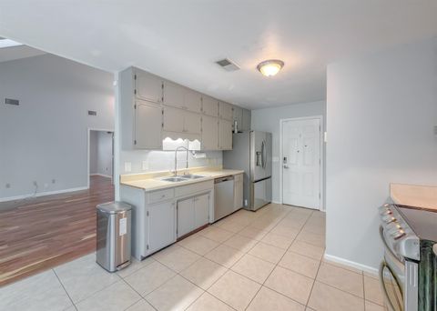 Tiny photo for 481 Stone House Road, Tallahassee, FL 32301 (MLS # 401670)