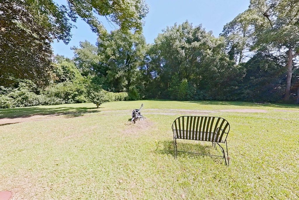 Photo of 530 SE 6th Avenue, Cairo, GA 39828 (MLS # 390413)