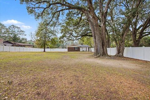 Tiny photo for 1507 Davis Road, Tallahassee, FL 32317 (MLS # 395720)