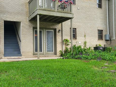 A home in TALLAHASSEE