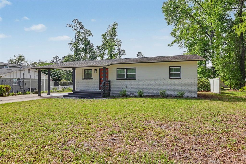 Photo of 713 Stafford Street, Tallahassee, FL 32305 (MLS # 398491)