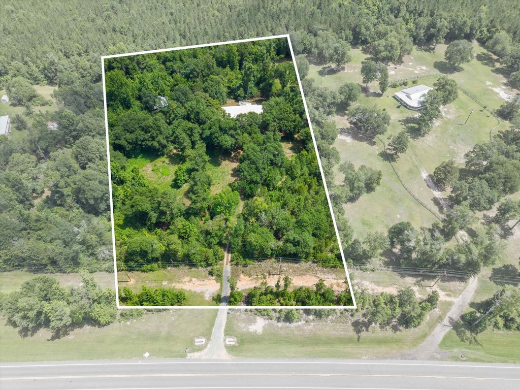 Photo of 5688 Highway 90, Marianna, FL 32446 (MLS # 401145)