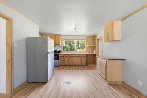 Tiny photo for 2001 Summer Lane, Tallahassee, FL 32305 (MLS # 402330)