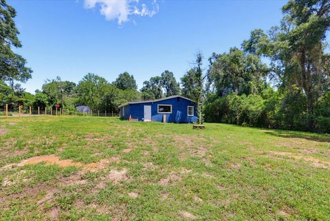 Tiny photo for 2001 Summer Lane, Tallahassee, FL 32305 (MLS # 402330)