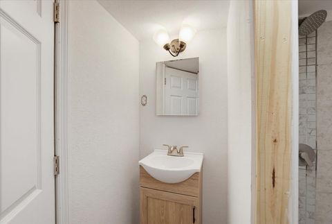Tiny photo for 2001 Summer Lane, Tallahassee, FL 32305 (MLS # 402330)