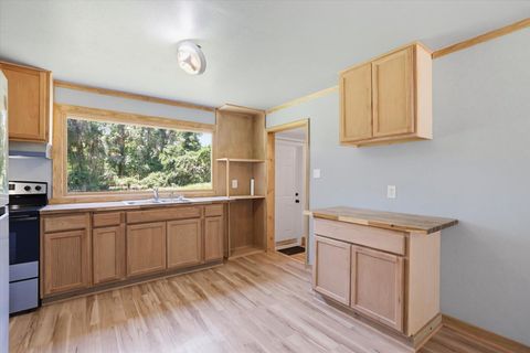 Tiny photo for 2001 Summer Lane, Tallahassee, FL 32305 (MLS # 402330)