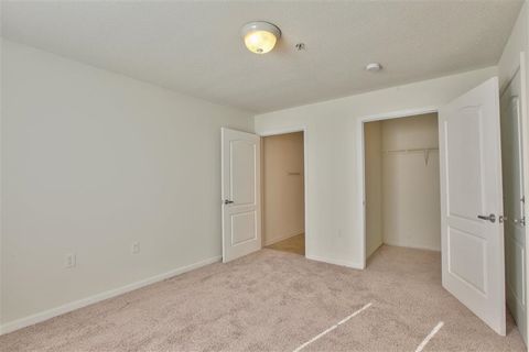 Tiny photo for 3000 S Adams Street #412, Tallahassee, FL 32301 (MLS # 395526)
