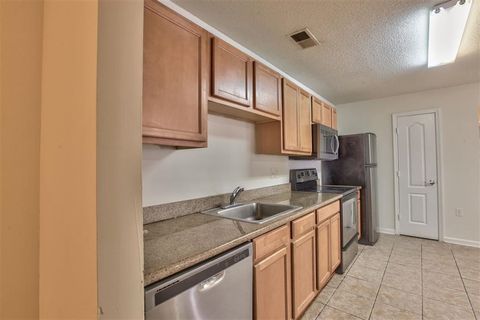 Tiny photo for 3000 S Adams Street #412, Tallahassee, FL 32301 (MLS # 395526)