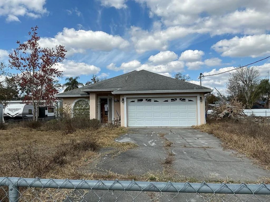 Photo of 9910 Lorrayne Road, Other Florida, FL 33578 (MLS # 396826)