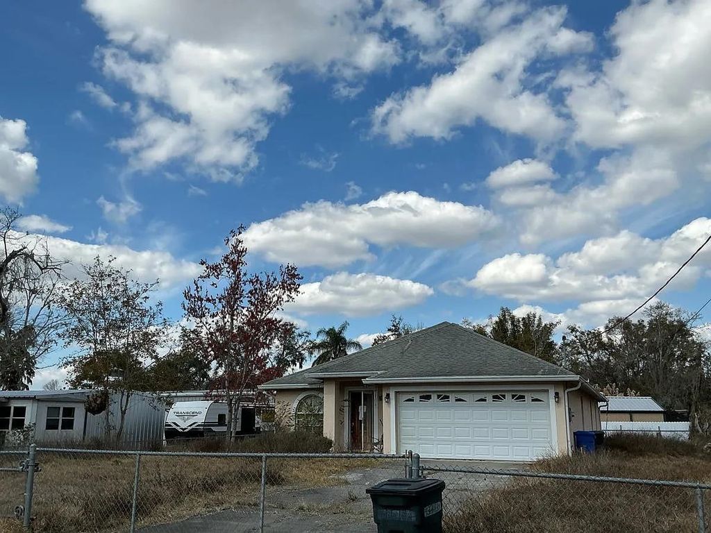 Photo of 9910 Lorrayne Road, Other Florida, FL 33578 (MLS # 396826)