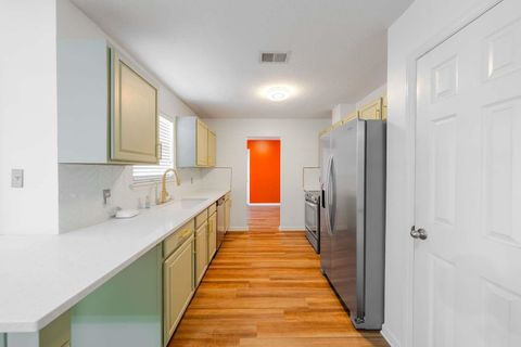 Tiny photo for 3216 CORAL SEA Court, Tallahassee, FL 32312 (MLS # 394492)