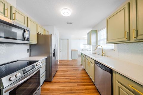 Tiny photo for 3216 CORAL SEA Court, Tallahassee, FL 32312 (MLS # 394492)