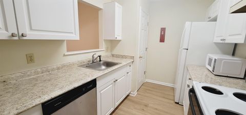 Tiny photo for 836 W Georgia Street #B, Tallahassee, FL 32304 (MLS # 397633)
