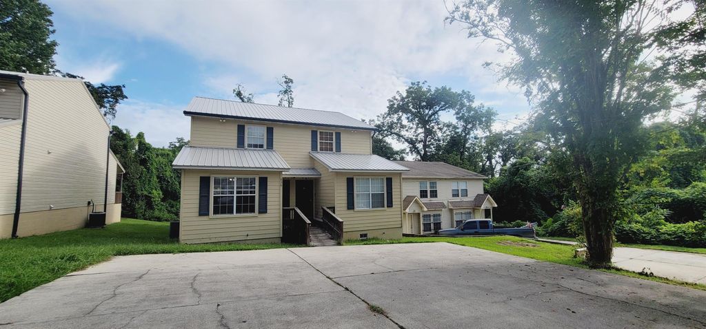 Photo of 836 W Georgia Street #B, Tallahassee, FL 32304 (MLS # 397633)