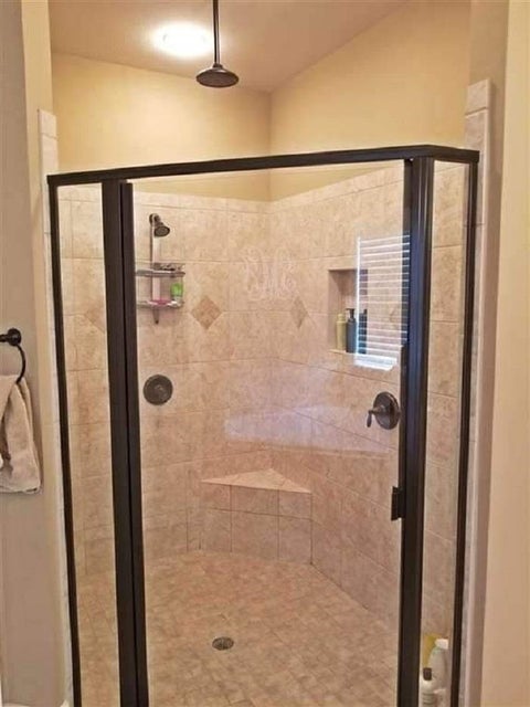 Tiny photo for 2629 NE opequon Bend, Tallahassee, FL 32312 (MLS # 400932)
