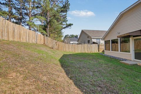 Tiny photo for 1493 Applewood Way, Tallahassee, FL 32312 (MLS # 397008)