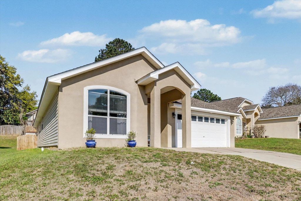 Photo of 1493 Applewood Way, Tallahassee, FL 32312 (MLS # 397008)