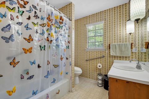 Tiny photo for 3028 Banks RD, Tallahassee, FL 32309 (MLS # 400189)