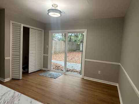 Tiny photo for 3146 Oak Hammock Ct Ct, Tallahassee, FL 32301 (MLS # 393713)