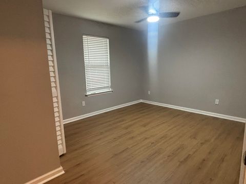 Tiny photo for 3146 Oak Hammock Ct Ct, Tallahassee, FL 32301 (MLS # 393713)