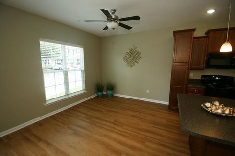 Tiny photo for 1943 Ann Arbor Avenue, Tallahassee, FL 32304 (MLS # 400465)