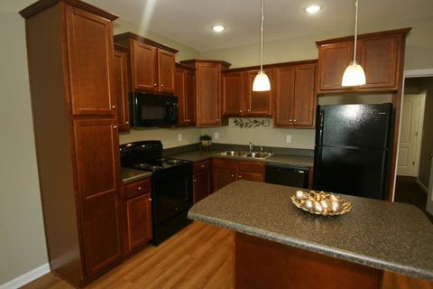 Tiny photo for 1943 Ann Arbor Avenue, Tallahassee, FL 32304 (MLS # 400465)