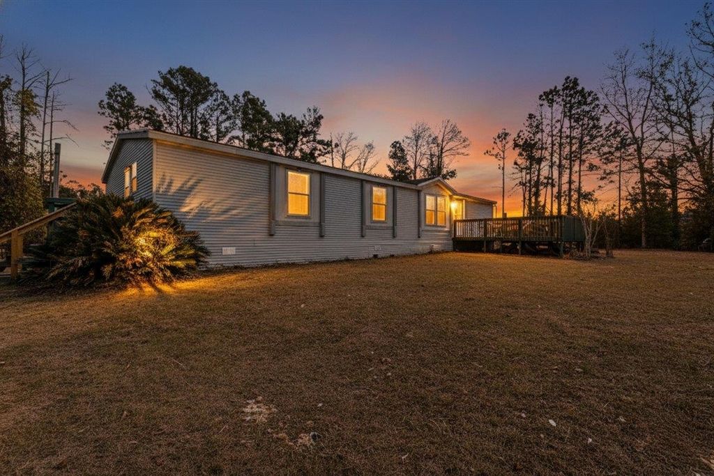 Photo of 8803 NE Rocky Ford Road, Pinetta, FL 32350 (MLS # 393940)