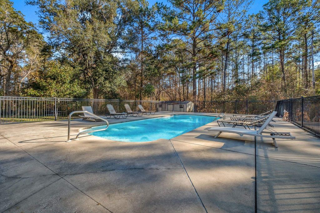 Photo of 249 Littman Road, Quincy, FL 32352 (MLS # 395560)