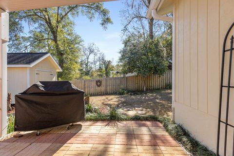 Tiny photo for 2013 Pepperidge Way, Tallahassee, FL 32308 (MLS # 395874)