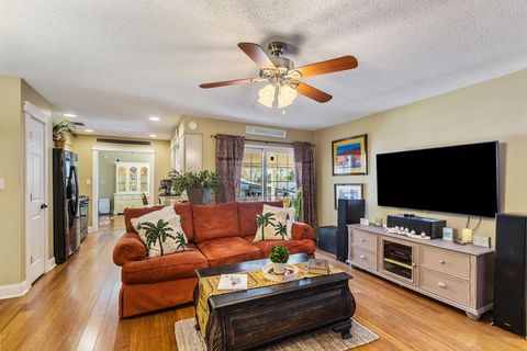 Tiny photo for 2013 Pepperidge Way, Tallahassee, FL 32308 (MLS # 395874)