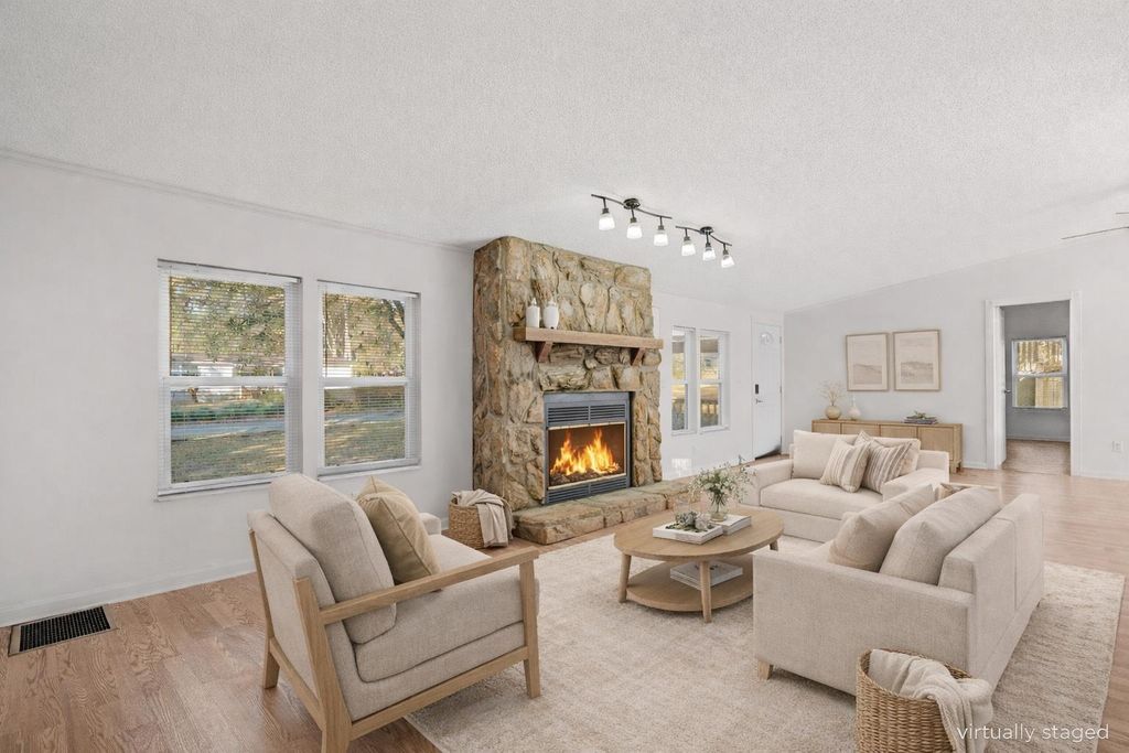 Photo of 2081 MISTLETOE Court, Tallahassee, FL 32317 (MLS # 395620)