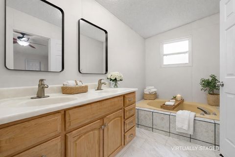 Tiny photo for 2081 MISTLETOE Court, Tallahassee, FL 32317 (MLS # 395620)