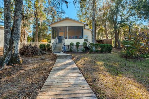 Tiny photo for 309 DAVIDSON Street, Quincy, FL 32351 (MLS # 394419)