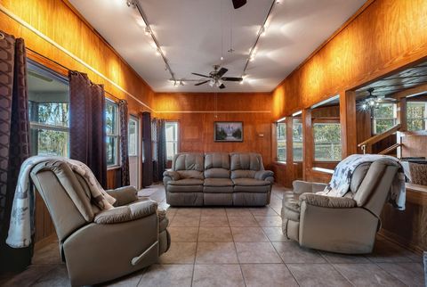 Tiny photo for 309 DAVIDSON Street, Quincy, FL 32351 (MLS # 394419)