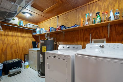 Tiny photo for 309 DAVIDSON Street, Quincy, FL 32351 (MLS # 394419)