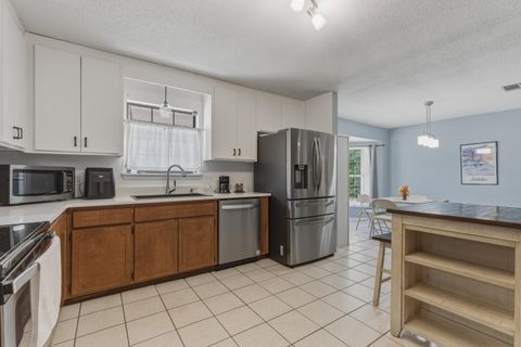Tiny photo for 799 Violet Street, Tallahassee, FL 32308 (MLS # 396597)