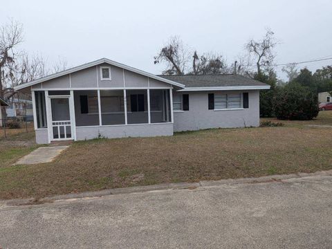 201 SE Pride Street Madison FL 32340