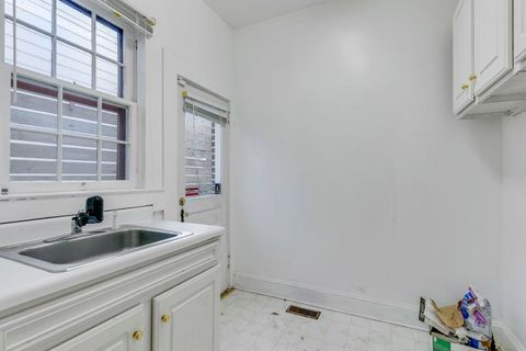 Tiny photo for 524 E College Avenue, Tallahassee, FL 32301 (MLS # 391941)