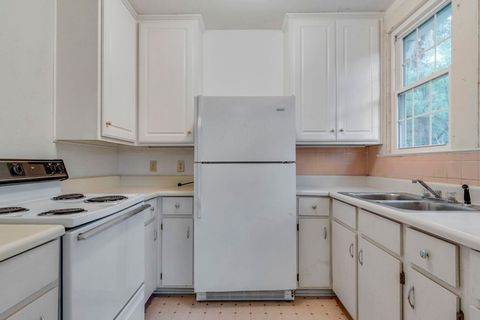 Tiny photo for 524 E College Avenue, Tallahassee, FL 32301 (MLS # 391941)