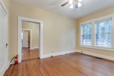 Tiny photo for 524 E College Avenue, Tallahassee, FL 32301 (MLS # 391941)