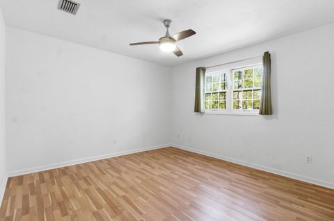 Tiny photo for 407 Nottingham Court, Tallahassee, FL 32312 (MLS # 397455)